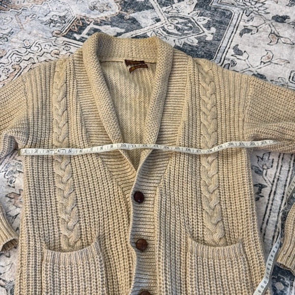 Vintage wool Tan Cable Knit Cardigan with leather buttons by preferred stock - Picture 3 of 15